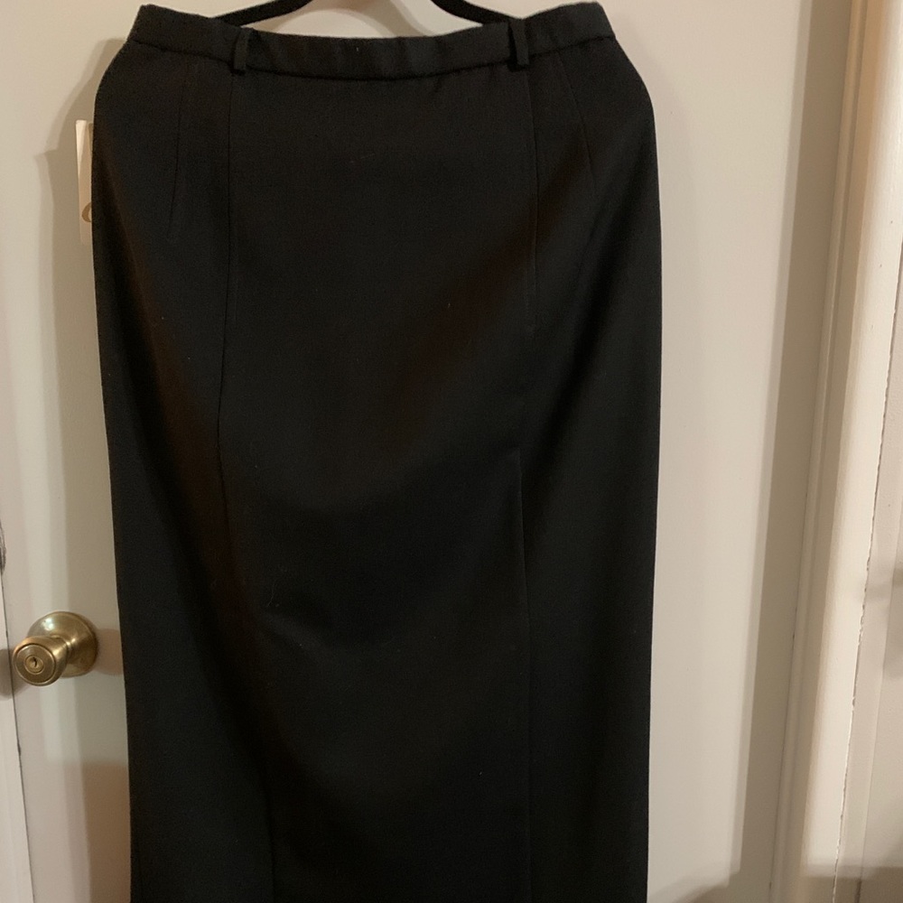 Black wool pencil skirt